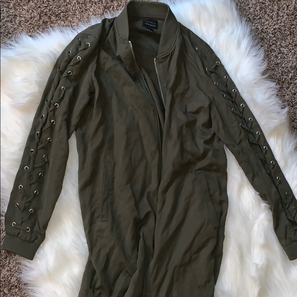 Lightweight jacket